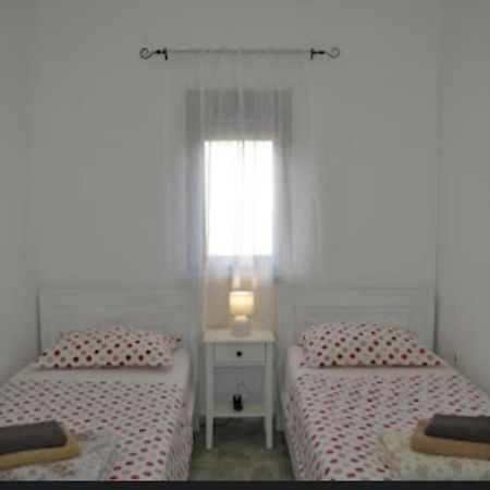 Apartment Lora Pag Town Esterno foto