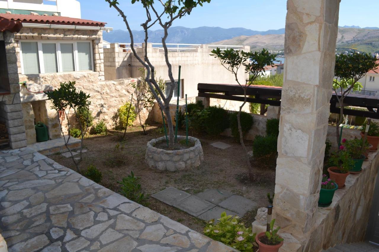 Apartment Lora Pag Town Esterno foto