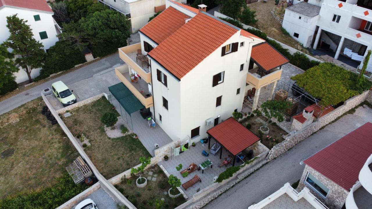 Apartment Lora Pag Town Esterno foto